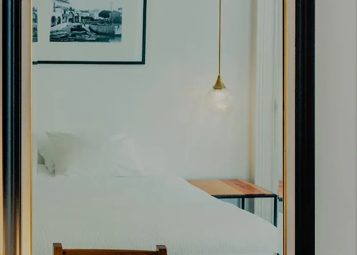 Comercial Boutique 3*