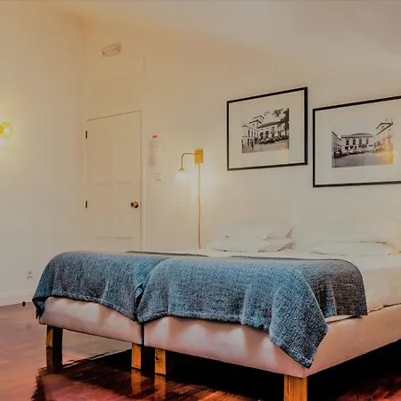 Casa de hóspedes Comercial Boutique 2*