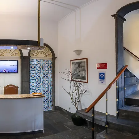 Comercial Azores Boutique Maison d'hôtes Ponta Delgada
