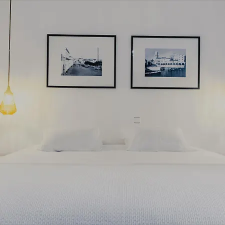 Comercial Boutique Guest House Гостевой дом 3*