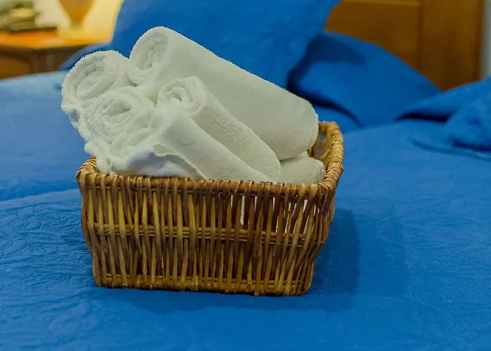 Comercial Boutique 3* Πόντα Ντελγκάντα