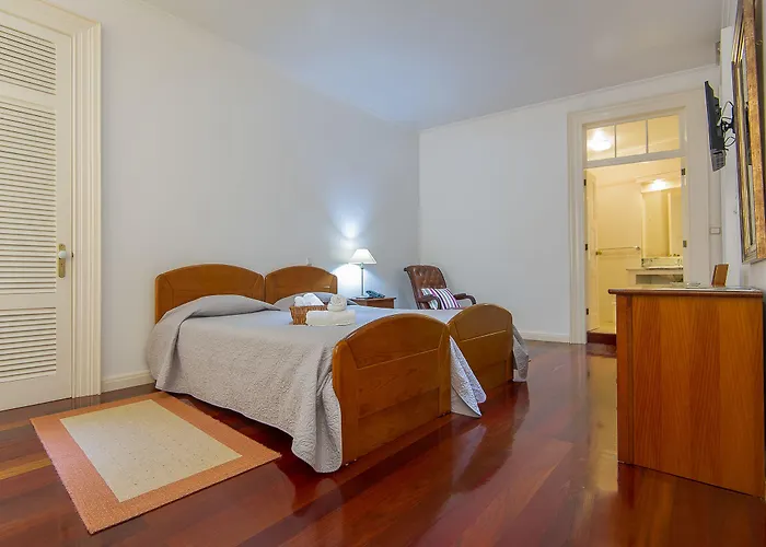 Πανσιόν Comercial Boutique 3*