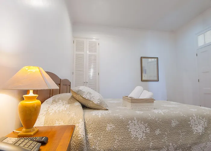 Πανσιόν Comercial Boutique 3*