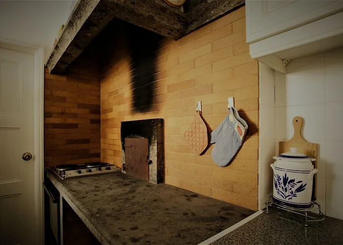 Comercial Boutique 3* Πόντα Ντελγκάντα