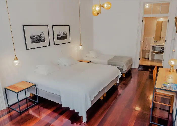 Comercial Boutique 3*